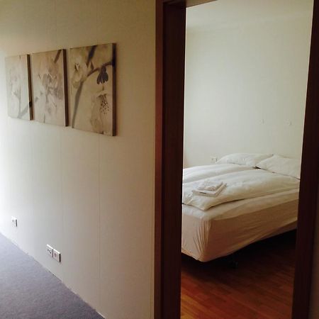 Guesthouse Marina Travel Хофн Экстерьер фото